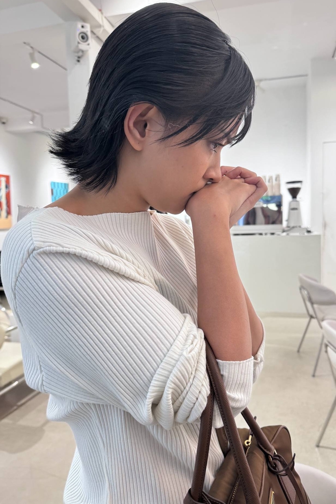 Đồng hồ giả camera quay lén Châu Bùi được bán tràn lan, nhận diện những mẫu đồng hồ phải đặc biệt cảnh giác! - Ảnh 1