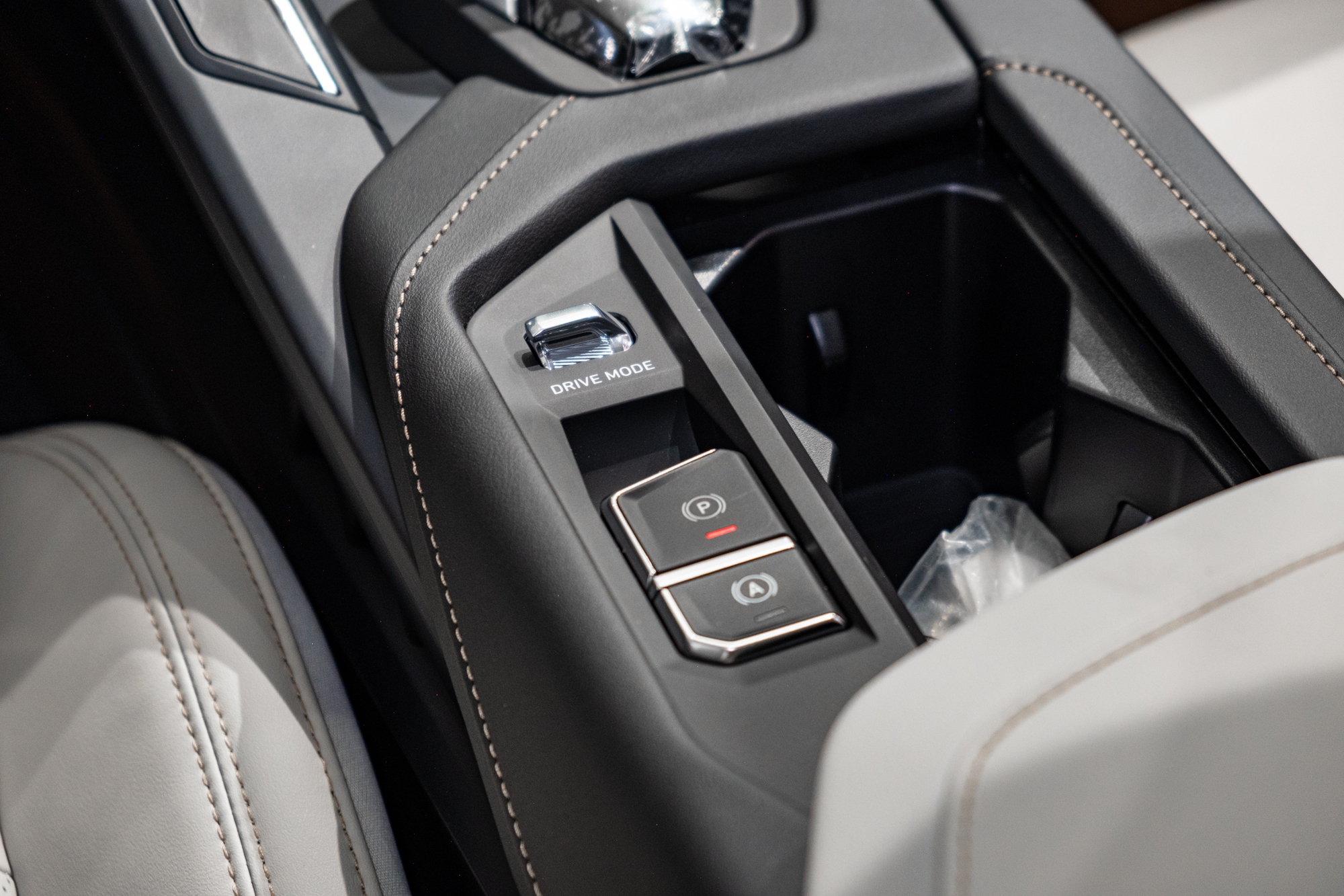 Lynk & Co 06 ra mắt Việt Nam: Giá 729 triệu đồng, động cơ 1.5L tăng áp, hệ thống treo sau đa điểm - Ảnh 19