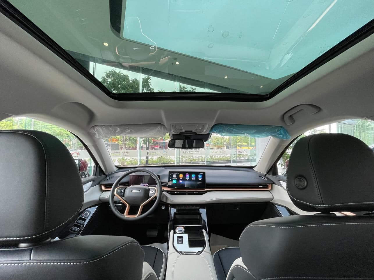 Xe hybrid đua giảm giá ở Việt Nam: Nhiều mẫu ngang xe xăng cùng phân khúc, có mẫu giảm tới 220 triệu đồng - Ảnh 15