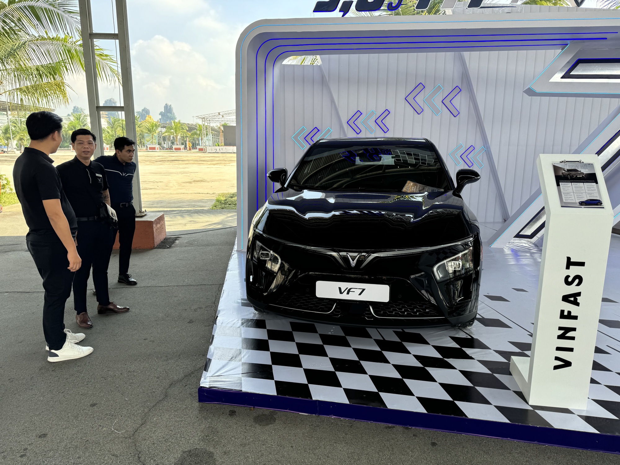 Xe bán tải điện VinFast xuất hiện tại Bình Dương - Ảnh 3