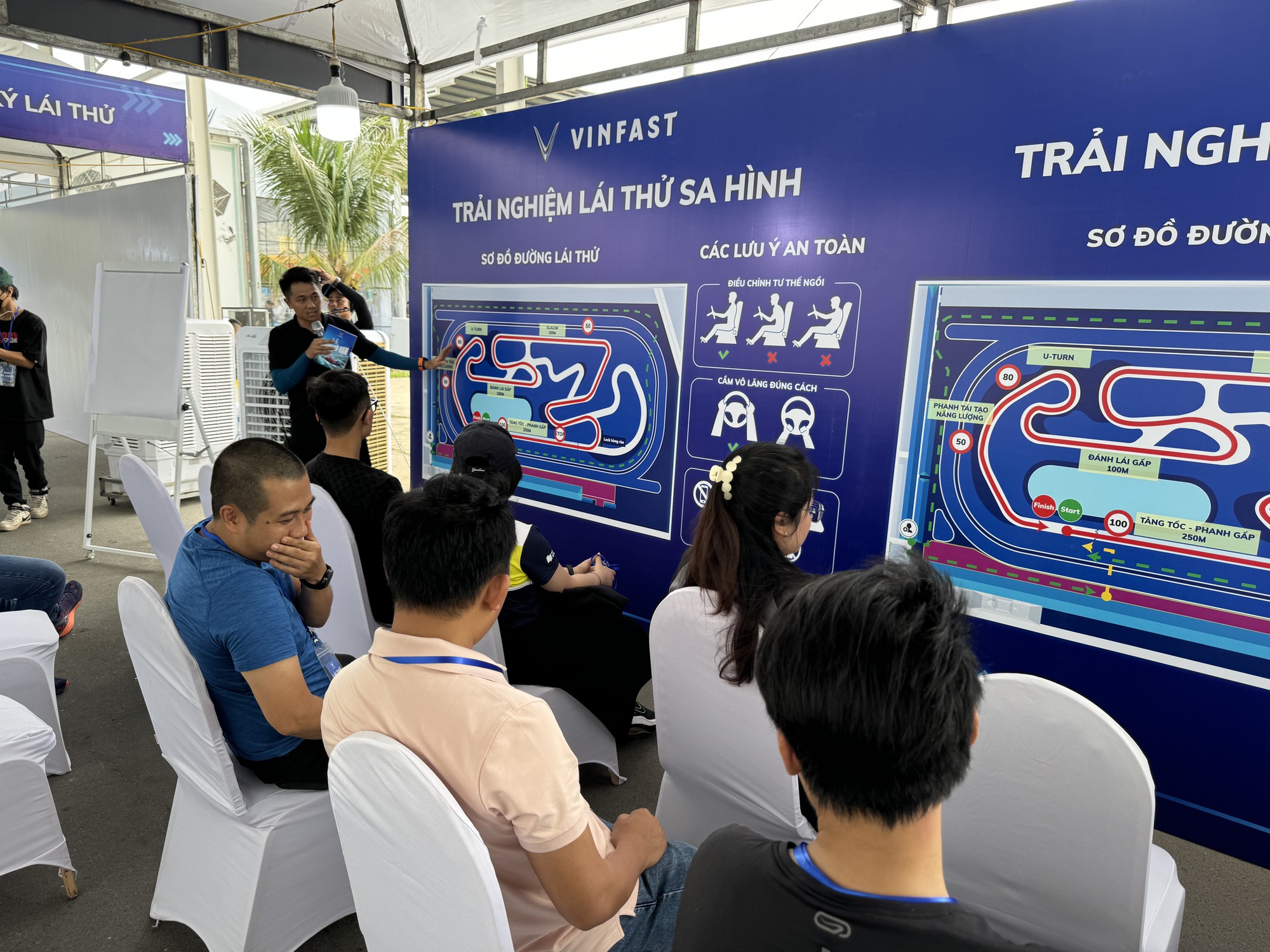 Xe bán tải điện VinFast xuất hiện tại Bình Dương - Ảnh 2