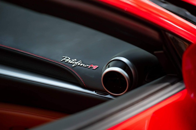 Ferrari Portofino M tìm được chủ nhân sau cả năm lên sàn xe cũ, người bán chia sẻ: Khách hàng hỏi mua và chuyển cọc chỉ trong 2 tiếng, giao xe ngay chiều hôm sau - Ảnh 10