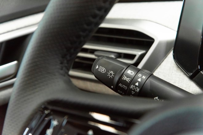 Chi tiết Mitsubishi Xforce Ultimate: Giá từ 705 triệu đồng, thêm 4 điểm quan trọng để đua doanh số cùng Toyota Yaris Cross - Ảnh 20