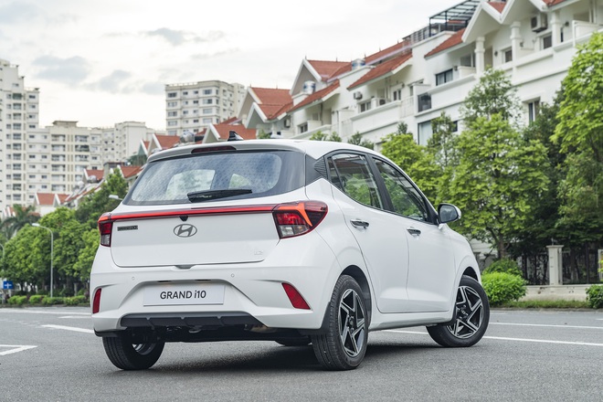 Chênh 11 triệu đồng, Hyundai Grand i10 và Kia Morning bản cao nhất hơn thua gì: Chọn an toàn hay thêm chút tiện nghi và sức mạnh động cơ - Ảnh 3
