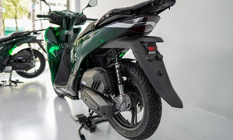 5 mẫu xe máy mới toanh cập bến thị trường Việt Nam: Có mẫu là phiên bản giới hạn, giá rẻ nhất cũng lên tới 140 triệu đồng - Ảnh 10