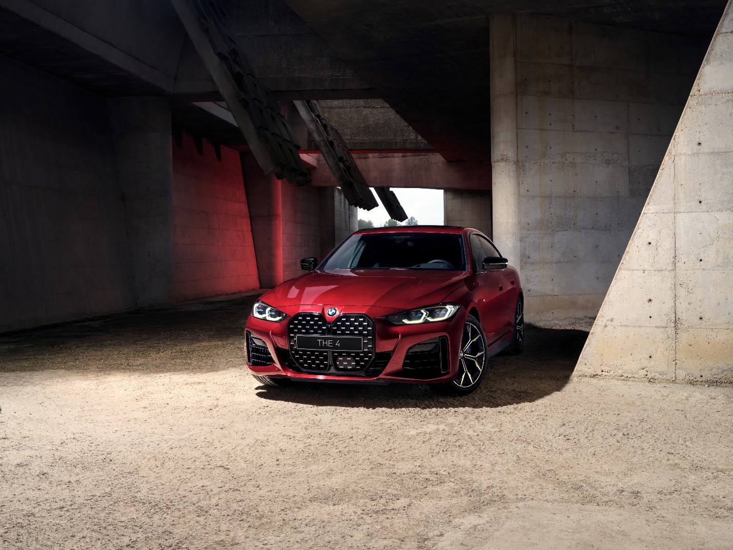 Ưu đãi tương đương 50% phí trước bạ khi mua xe BMW - Ảnh 2