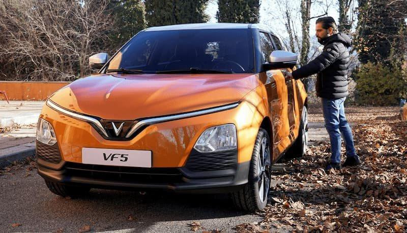 Mua VinFast VF 5 hay Toyota Raize: Xe xanh sở hữu nhiều tính năng vượt trội khiến đối thủ e dè - Ảnh 1