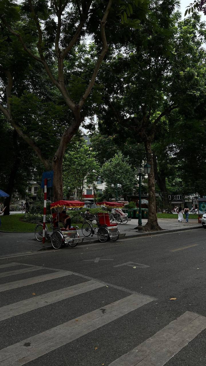 Thực hư tin đồn Phê La Tông Đản ngừng mở 4 giờ sáng, chuyển sang nơi ngắm bình mình cực đỉnh khác tại Hà Nội - Ảnh 14