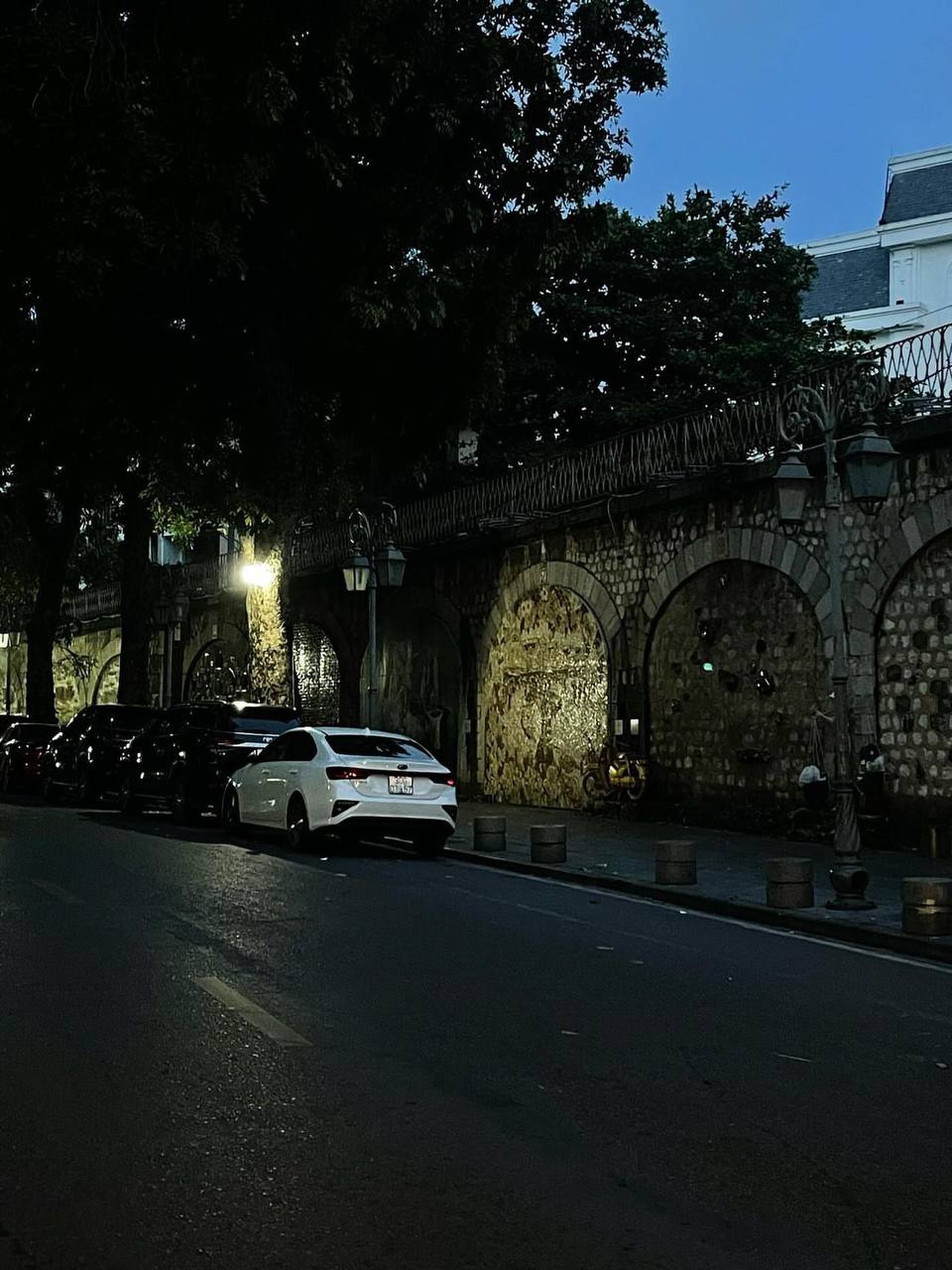 Thực hư tin đồn Phê La Tông Đản ngừng mở 4 giờ sáng, chuyển sang nơi ngắm bình mình cực đỉnh khác tại Hà Nội - Ảnh 15