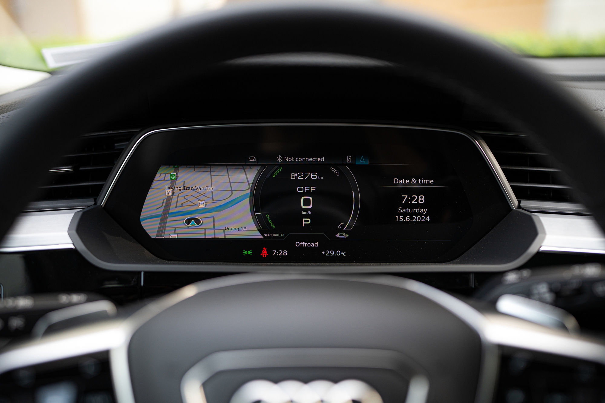 Audi Q8 e-tron ra mắt Việt Nam: Giá từ 3,8 tỷ đồng, bảo hành pin 8 năm, tặng sạc miễn phí - Ảnh 11