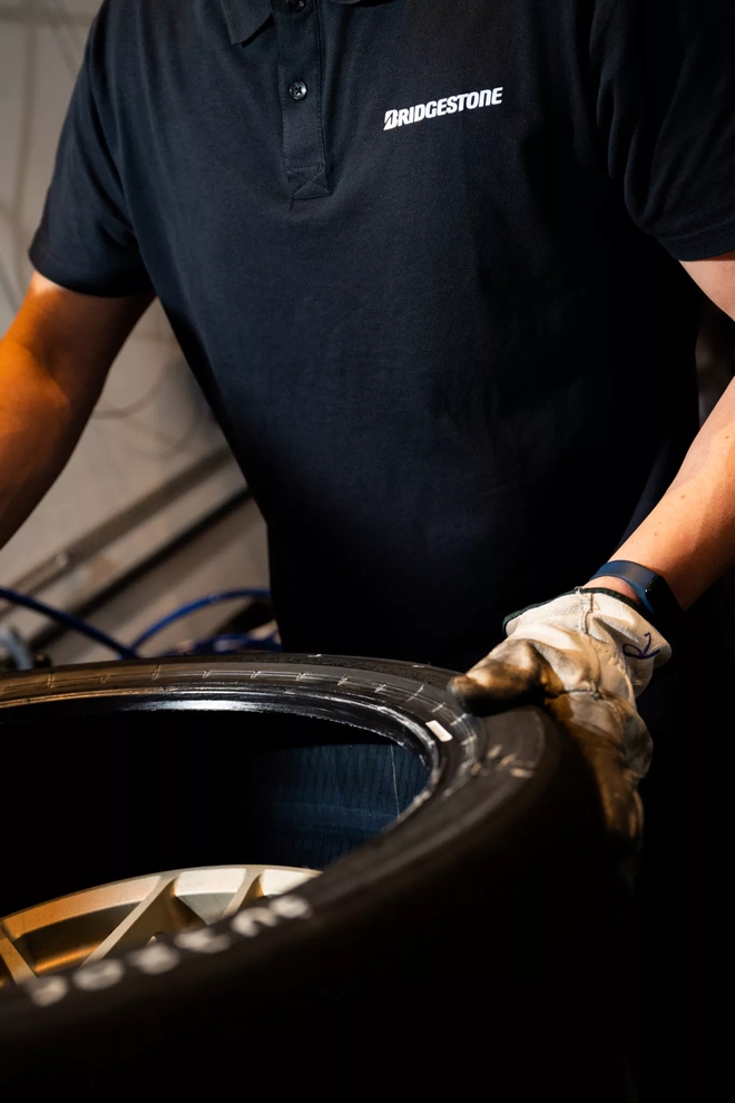 Xe điện nhanh nhất thế giới: 438,7km/h vượt cả Rimac dù vô danh, chưa bán - Ảnh 6