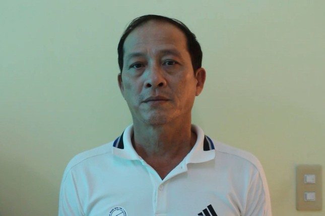 Bắt thêm 3 bị can trong đường dây sản xuất thuốc tân dược giả quy mô lớn ở TPHCM - Ảnh 2