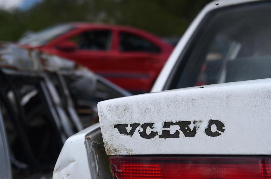 Chủ garage thu gom hơn 400 chiếc Volvo cũ cùng nhiều linh kiện, phụ tùng: ‘Xe này rất bền, có thể chạy 500.000km dễ dàng’ - Ảnh 5