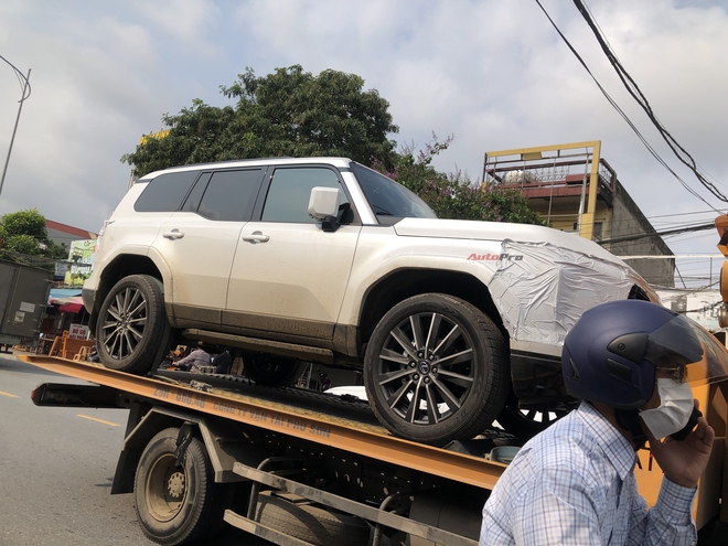 Lexus GX 2024 lộ diện tại Việt Nam: Giá dự kiến 6 tỷ, đã về đại lý nhưng số lượng siêu hiếm - Ảnh 3