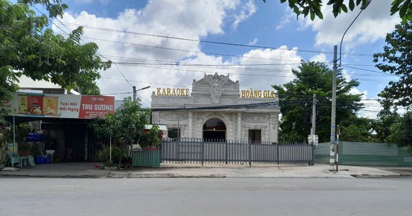 Nhà xưởng đồ sộ “mọc” trên đất nông nghiệp ở Long An