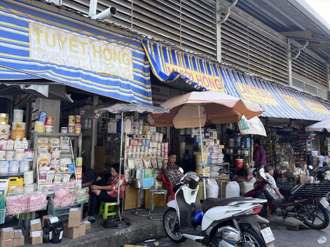 Mua chất độc xyanua dễ như mua rau: Lỗ hổng kiểm soát - Ảnh 2