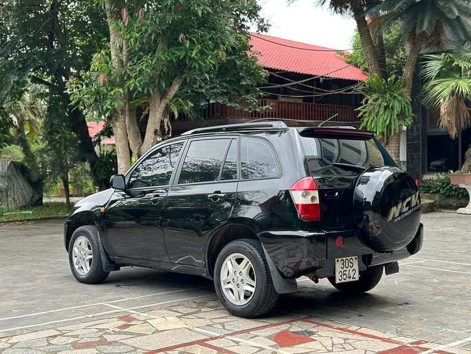 Chỉ cần chi 99 triệu đồng, người Việt có thể tậu được mẫu SUV đẹp như Toyota Fortuner, che mưa che nắng, điều hoa mát rượi hơn đứt đi xe máy - Ảnh 4