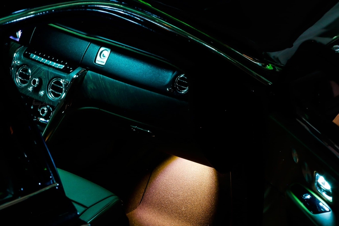 Ô tô 'đồ chơi' nhưng phải mất 2 căn biệt thự Ecopark mới có được: 1 chiếc rao bán ở Việt Nam, giá bất ngờ - Ảnh 4