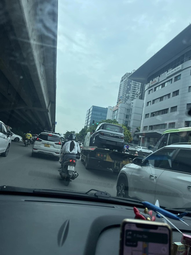 VinFast VF 3 liên tục xuất hiện trên 'xe thớt', CĐM sốt: Điều gì sắp xảy ra? - Ảnh 8