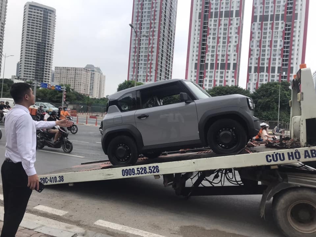 VinFast VF 3 liên tục xuất hiện trên 'xe thớt', CĐM sốt: Điều gì sắp xảy ra? - Ảnh 1