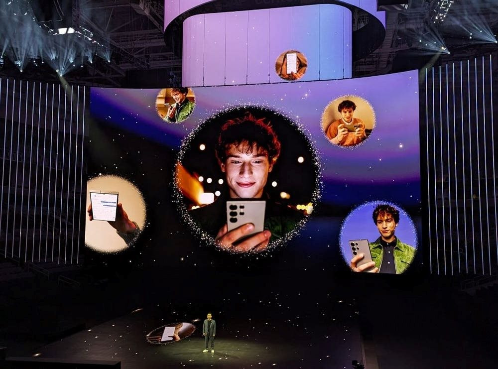 Ra mắt cách đây 30 năm nhưng đến bây giờ, điện thoại thông minh mới thực sự ‘thông minh’, Samsung sẽ ‘cắt đuôi’ Apple trong cuộc chiến Galaxy – iPhone? - Ảnh 1