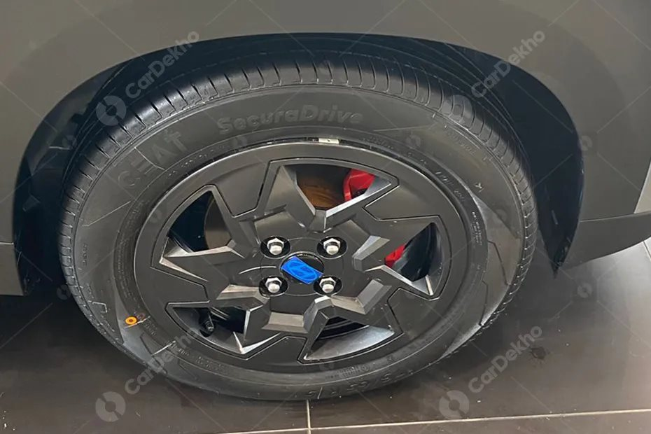 "Hyundai Grand i10 phiên bản SUV" về đại lý: Sở hữu thiết kế ấn tượng cùng nhiều trang bị vượt trội, giá chỉ 237 triệu đồng - Ảnh 3