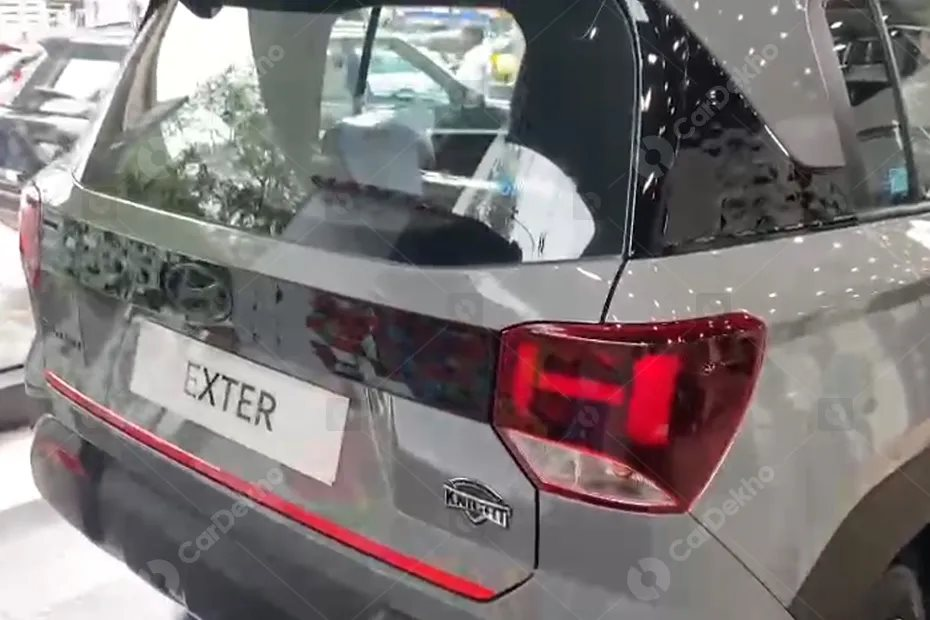 "Hyundai Grand i10 phiên bản SUV" về đại lý: Sở hữu thiết kế ấn tượng cùng nhiều trang bị vượt trội, giá chỉ 237 triệu đồng - Ảnh 4