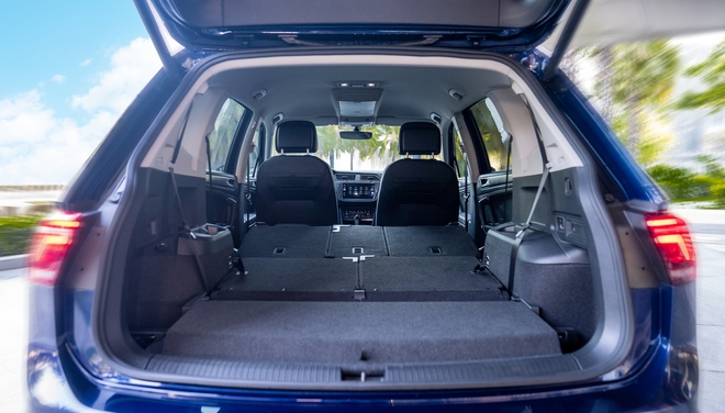 VW Tiguan thêm phiên bản mới tại Việt Nam: Thêm tiện nghi và an toàn, giá 1,688 tỷ đồng rẻ hơn cả bản tiêu chuẩn - Ảnh 9