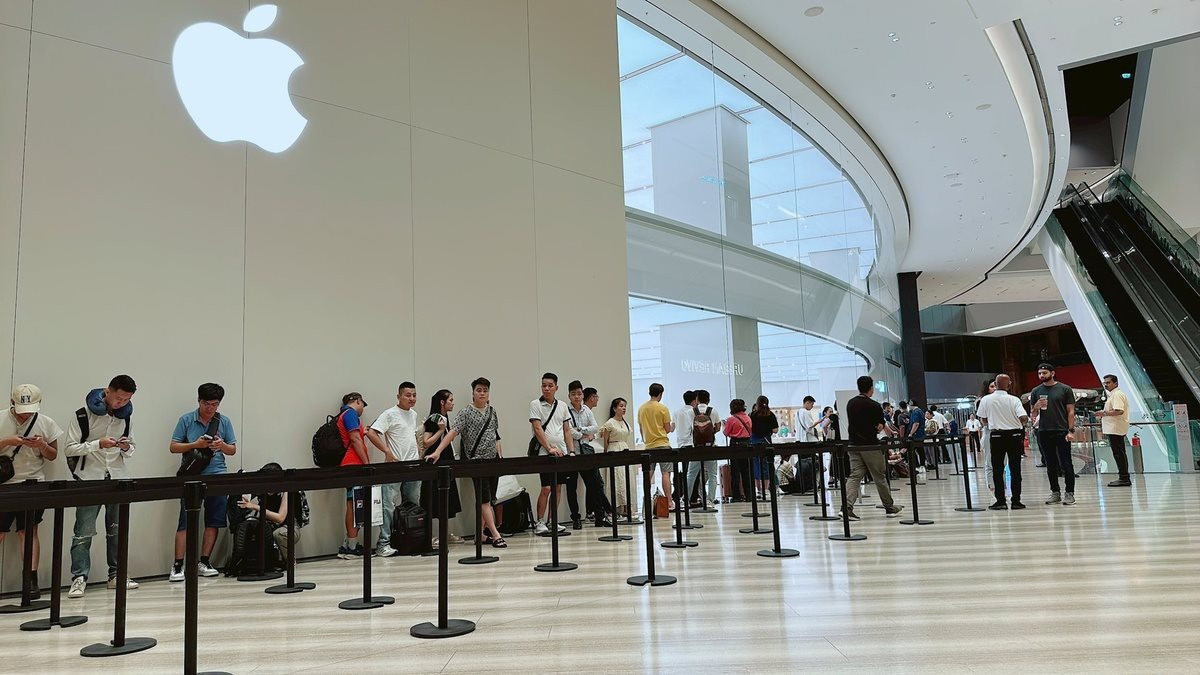 Tin buồn cho những ai định mua sớm iPhone 16, nhưng lại là tin vui cho khách hàng Việt Nam? - Ảnh 2