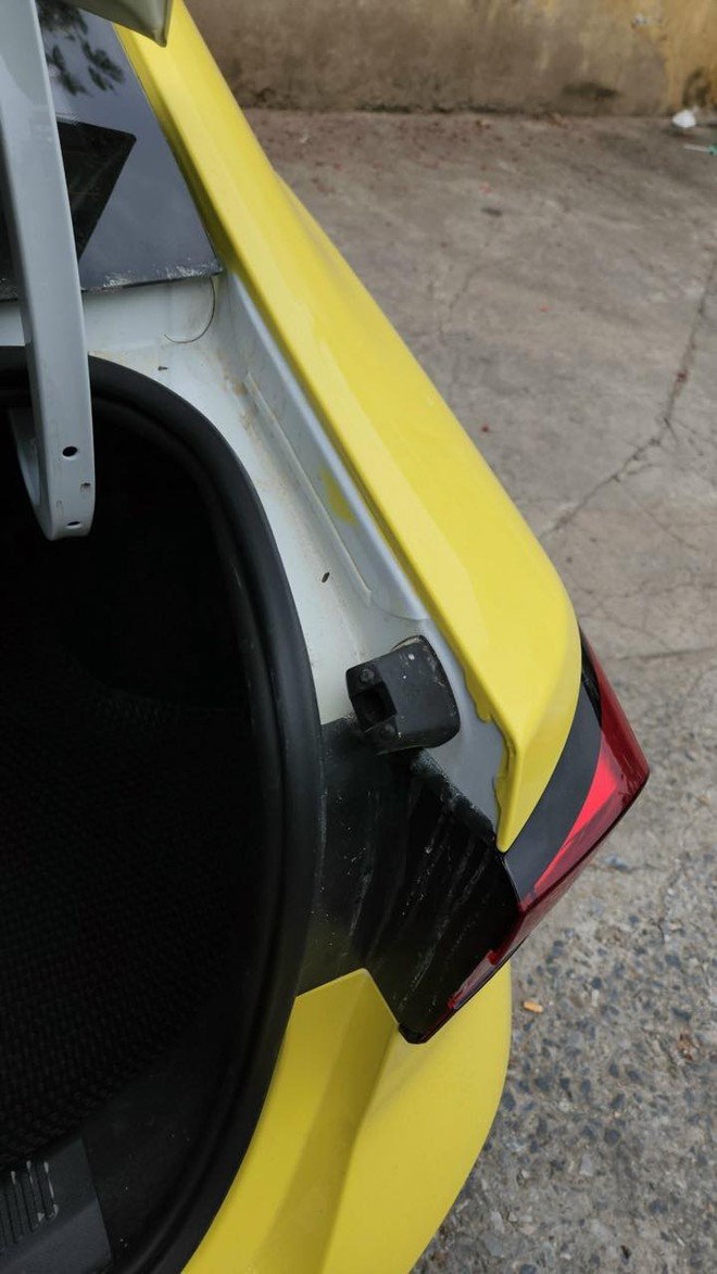 Tốn gần 30 triệu cho đại lý đổi màu xe, chủ nhân 2 chiếc MG5 bức xúc: 'Làm ăn cẩu thả, sơn 20 ngày đã bong tróc, nhân viên đùn đẩy trách nhiệm' - Ảnh 8