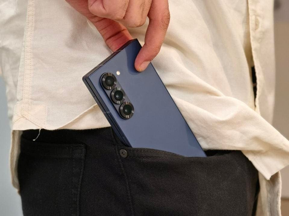 Samsung Galaxy Z Fold6, Z Flip6 chính thức ra mắt: mỏng-nhẹ-bền hơn, AI ngày càng hoàn thiện, giá từ 44 triệu đồng - Ảnh 9