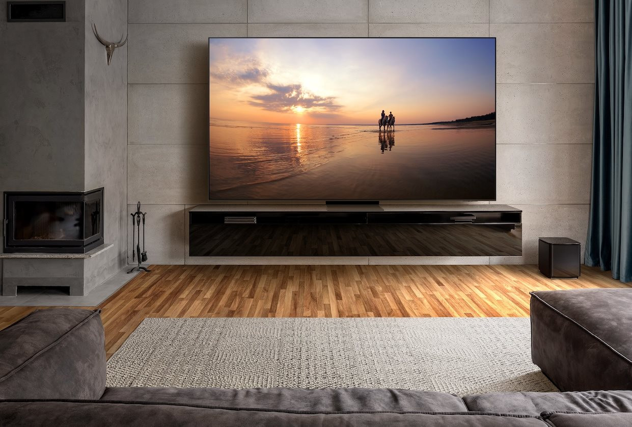 Ai đang ‘ôm trọn’ phân khúc TV màn hình siêu lớn ở Việt Nam? - Ảnh 1