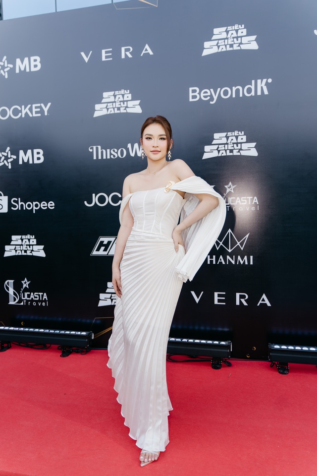 Lucasta Travel là nhà tài trợ đồng hành cùng chương trình siêu sao siêu sales - Ảnh 4