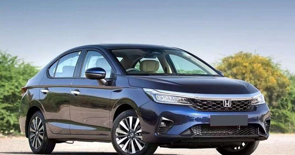 Ô tô Honda đồng loạt nhận ưu đãi khủng: Honda Accord giảm đậm 220 triệu đồng, City rẻ hiếm có