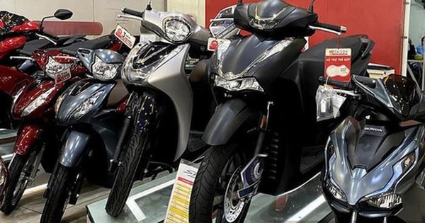 Honda SH, Vision, Yamaha Janus... cùng loạt xe hot giảm đậm tới 30 triệu đồng vẫn không "giải cứu" được thị trường