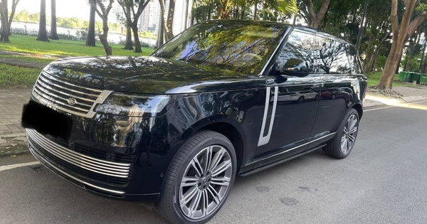 Chia tay Range Rover SV dù mới chạy 3.000km, người bán chia sẻ: 'Xe ra biển hết gần 30 tỷ, nay chịu lỗ gần 10 tỷ đồng'