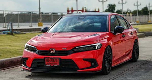 Honda Civic bán 'làng nhàng' ở Việt Nam nhưng khách Thái cực chuộng: Có tháng bán gần 1.400 xe, gấp gần 22 lần Mazda3 trong nửa đầu 2024