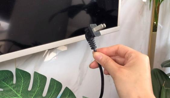 Thợ điện nhắc nhở: Ở nhà vẫn cắm 4 thiết bị này, tiết kiệm đến mấy hóa đơn tiền điện cũng tăng vù vù - Ảnh 3