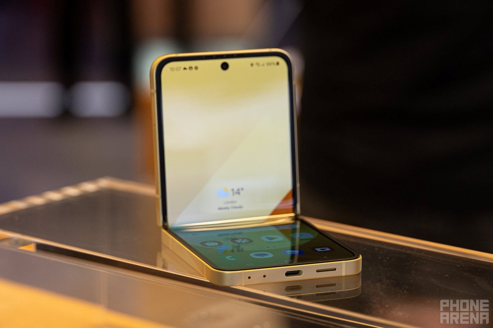 Samsung Galaxy Z Fold6, Z Flip6 chính thức ra mắt: mỏng-nhẹ-bền hơn, AI ngày càng hoàn thiện, giá từ 44 triệu đồng - Ảnh 10