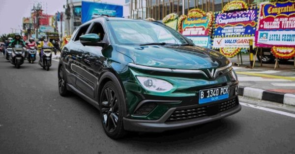 VinFast tung ưu đãi khủng cho khách hàng Indonesia: VF 5 và VF e34 cực cạnh tranh, giá quy đổi thấp nhất từ 342 triệu đồng - Ảnh 2