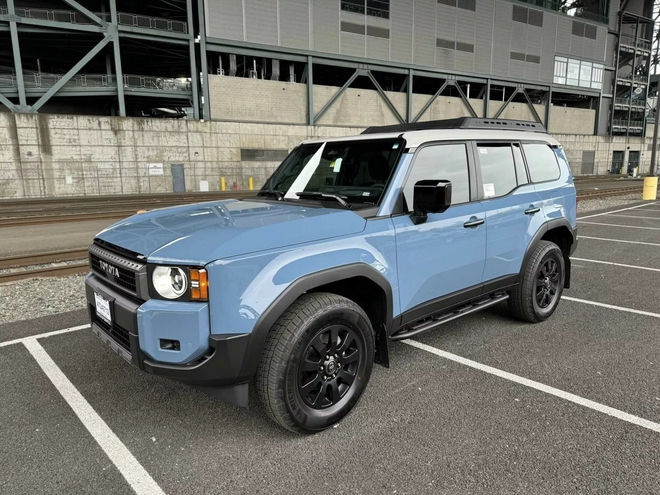 Toyota Land Cruiser Prado 2024 xuất hiện ở Đà Nẵng: Không phải nhập chính hãng, cộng đồng xe Việt Nam thêm 'nóng ruột' chờ bản chính thức - Ảnh 3