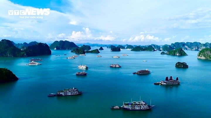 Nhiều tour du lịch bị hủy vì ảnh hưởng của cơn bão số 2 - Ảnh 1