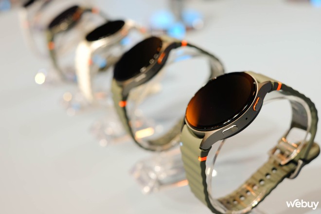 Trên tay Galaxy Watch7 và Watch Ultra: Thiết kế mới, thêm tính năng AI, phát hiện chứng ngưng thở khi ngủ, giá từ 7.99 và 16.99 triệu - Ảnh 1