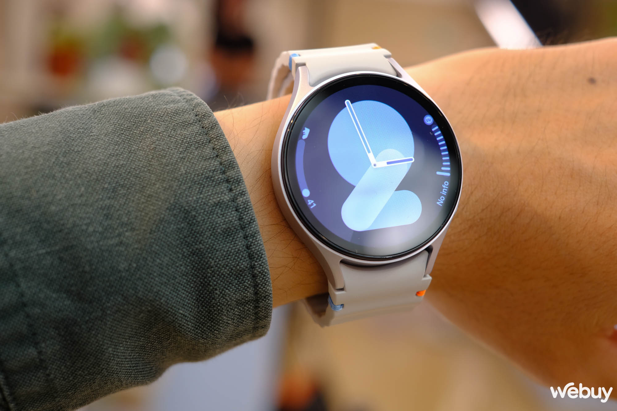 Trên tay Galaxy Watch7 và Watch Ultra: Thiết kế mới, thêm tính năng AI, phát hiện chứng ngưng thở khi ngủ, giá từ 7.99 và 16.99 triệu - Ảnh 3