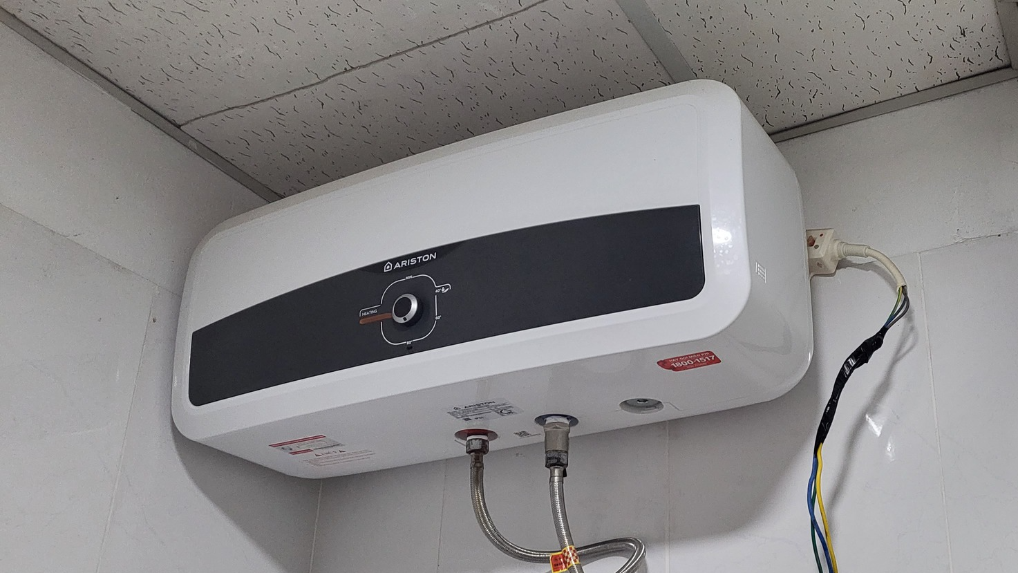 Thợ điện nhắc nhở: Ở nhà vẫn cắm 4 thiết bị này, tiết kiệm đến mấy hóa đơn tiền điện cũng tăng vù vù - Ảnh 1