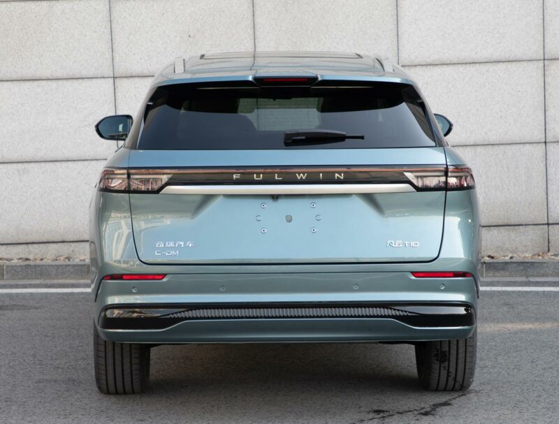 Mẫu SUV đi xa nhất thế giới chốt giá quy đổi hơn 600 triệu đồng: Ngang ngửa Santa Fe, sáng cửa về VN - Ảnh 2