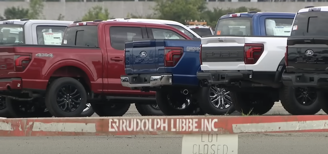 Trộm lô Ford F-150 Raptor hơn 26 tỷ đồng, kẻ gian bị bắt vì không lường trước độ ‘uống xăng như vại’ của những chiếc xe này - Ảnh 3