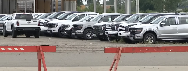 Trộm lô Ford F-150 Raptor hơn 26 tỷ đồng, kẻ gian bị bắt vì không lường trước độ ‘uống xăng như vại’ của những chiếc xe này - Ảnh 2