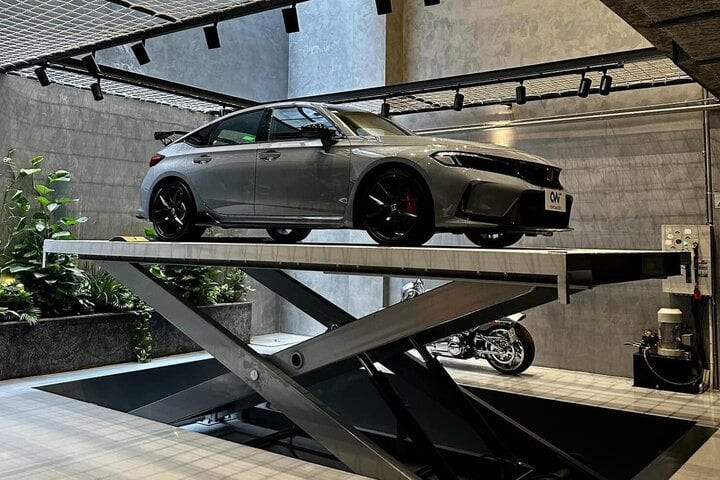 'Soi' bộ sưu tập siêu xe đình đám của Cường 'đô la' - Ảnh 4