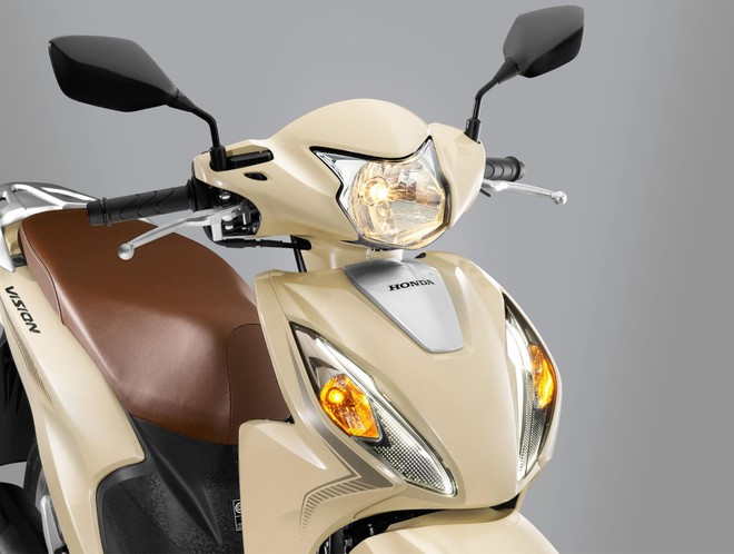 Là ô tô tiết kiệm điện nhất Việt Nam, VinFast VF 3 đi 100km tốn kém ra sao so với xe máy? - Ảnh 3